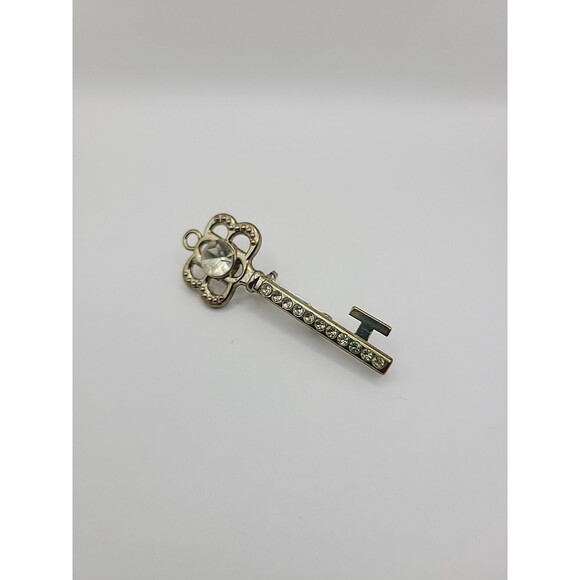 Vintage Rhinestone Key Brooch Gold Tone Skeleton Key Pin Crystals Elegant - Picture 9 of 11